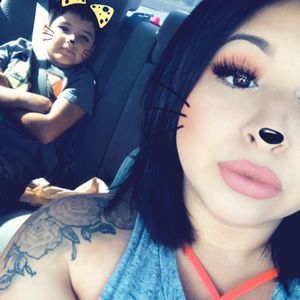 Meet your Posher, Abigail